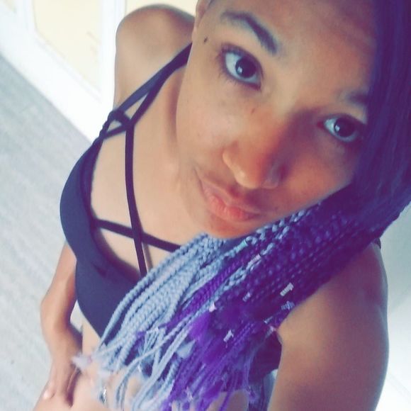 Meet your Posher, Juli - Picture 1 of 1